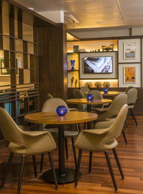 Hotel Luzeiros 헤시피 외부 사진 The lounge at the airport
