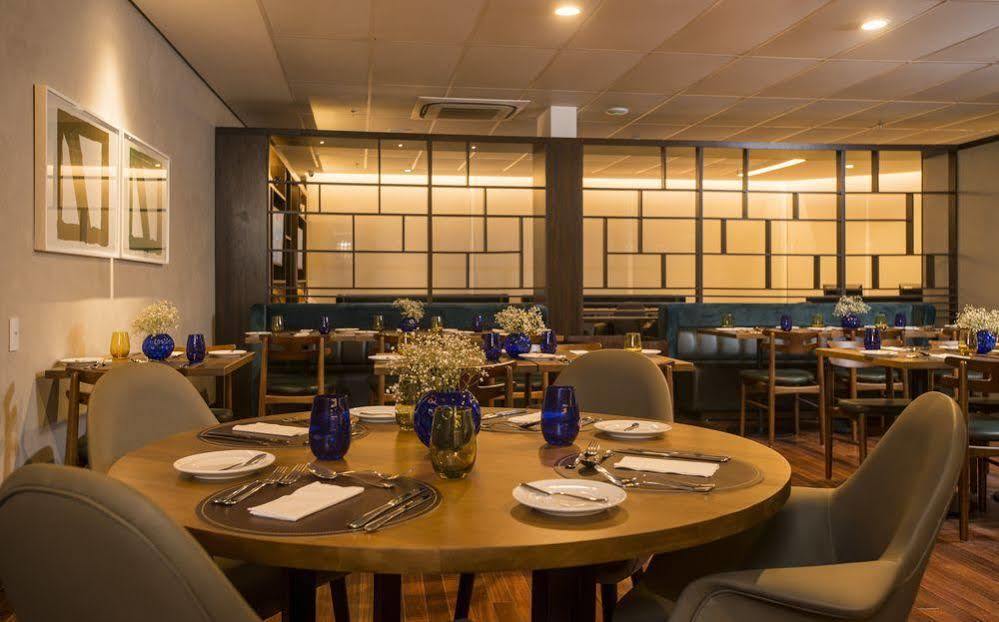 Hotel Luzeiros 헤시피 외부 사진 The interior of the restaurant